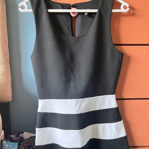 Simple dress with black and white stripes